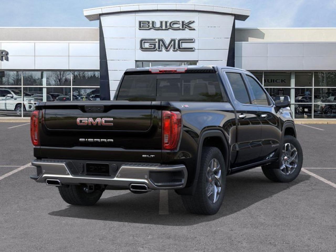 2026 GMC Sierra 1500 Crew Cab Short Box 4-Wheel Drive SLT Photo4
