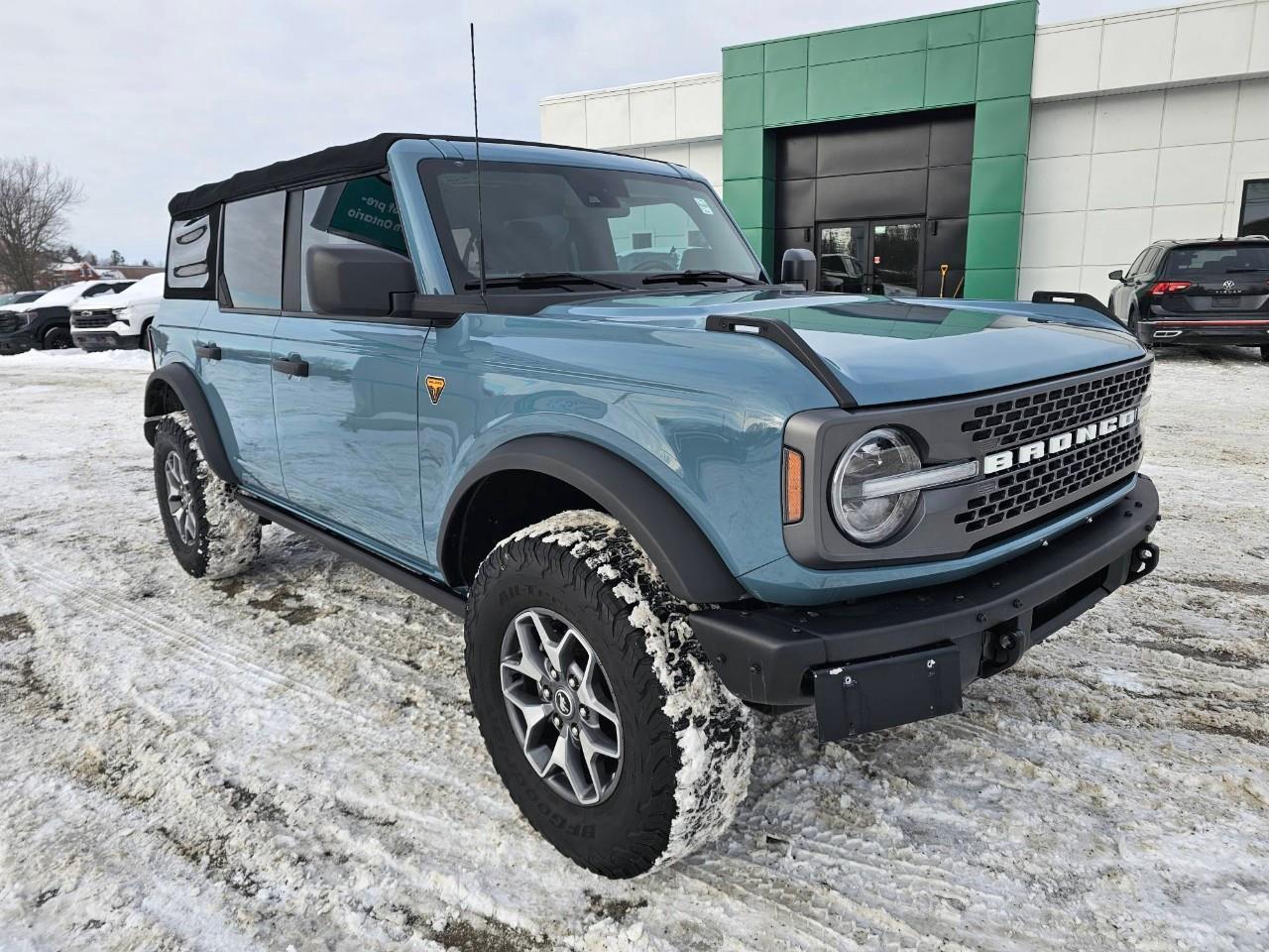 2021 Ford Bronco Badlands 4dr 4x4 Photo2