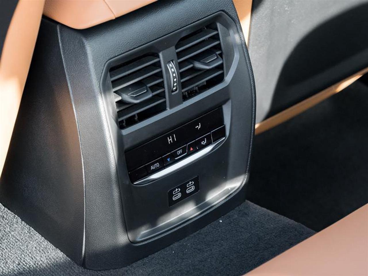 2026 BMW M340 i xDrive 4dr All-Wheel Drive Sedan Photo