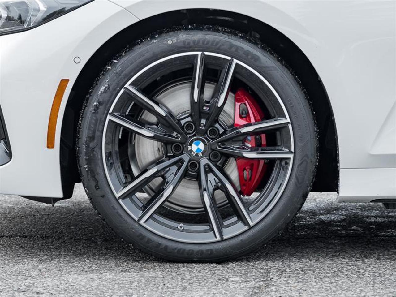 2026 BMW M340 i xDrive 4dr All-Wheel Drive Sedan Photo4