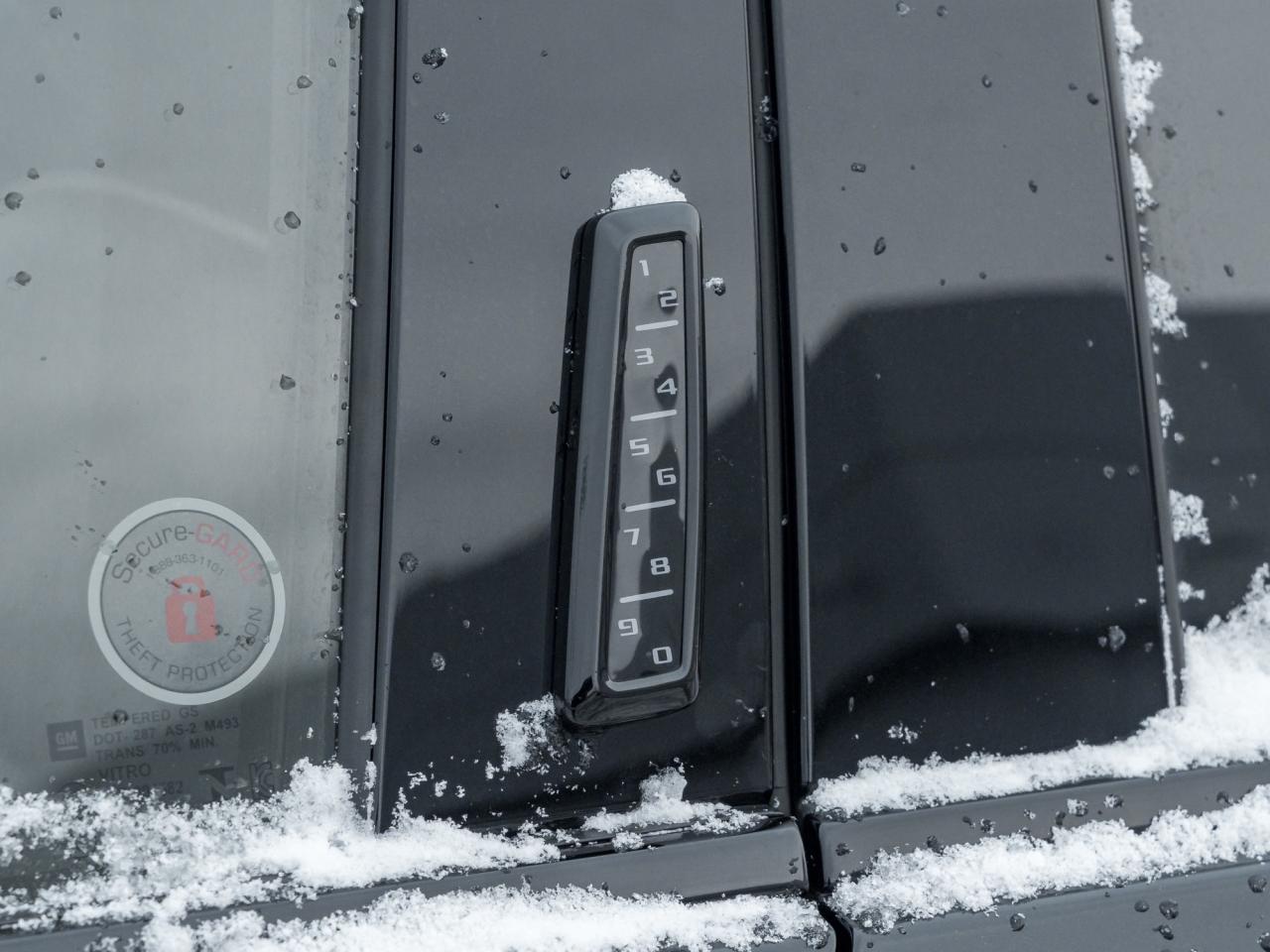 2022 Chevrolet Traverse Premier All-Wheel Drive Photo