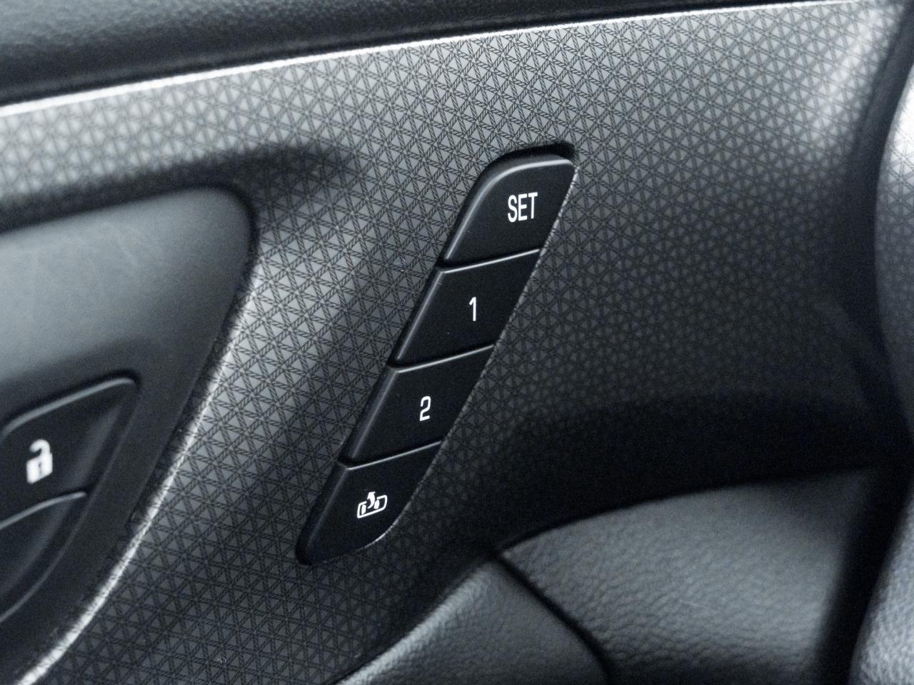 2022 Chevrolet Traverse Premier All-Wheel Drive Photo