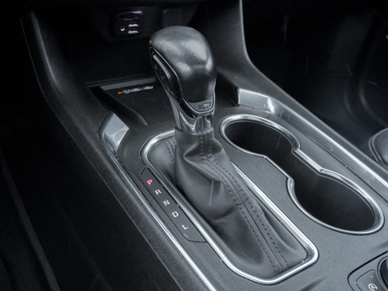 2022 Chevrolet Traverse Premier All-Wheel Drive Photo