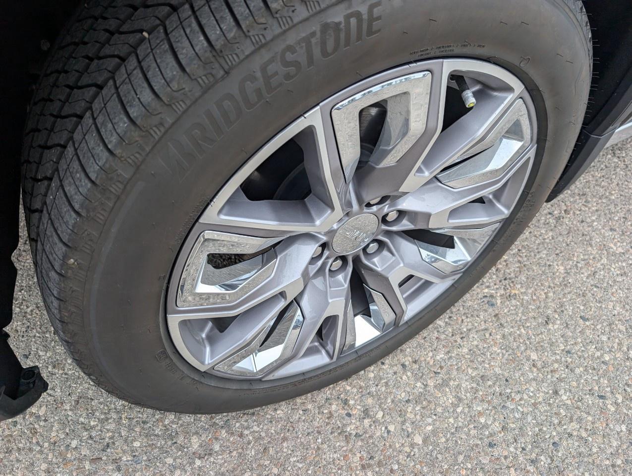 2024 GMC Sierra 1500 Crew Cab Short Box 4-Wheel Drive Denali Photo