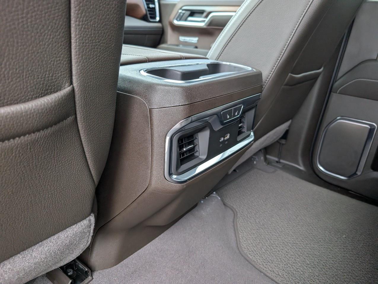 2024 GMC Sierra 1500 Crew Cab Short Box 4-Wheel Drive Denali Photo