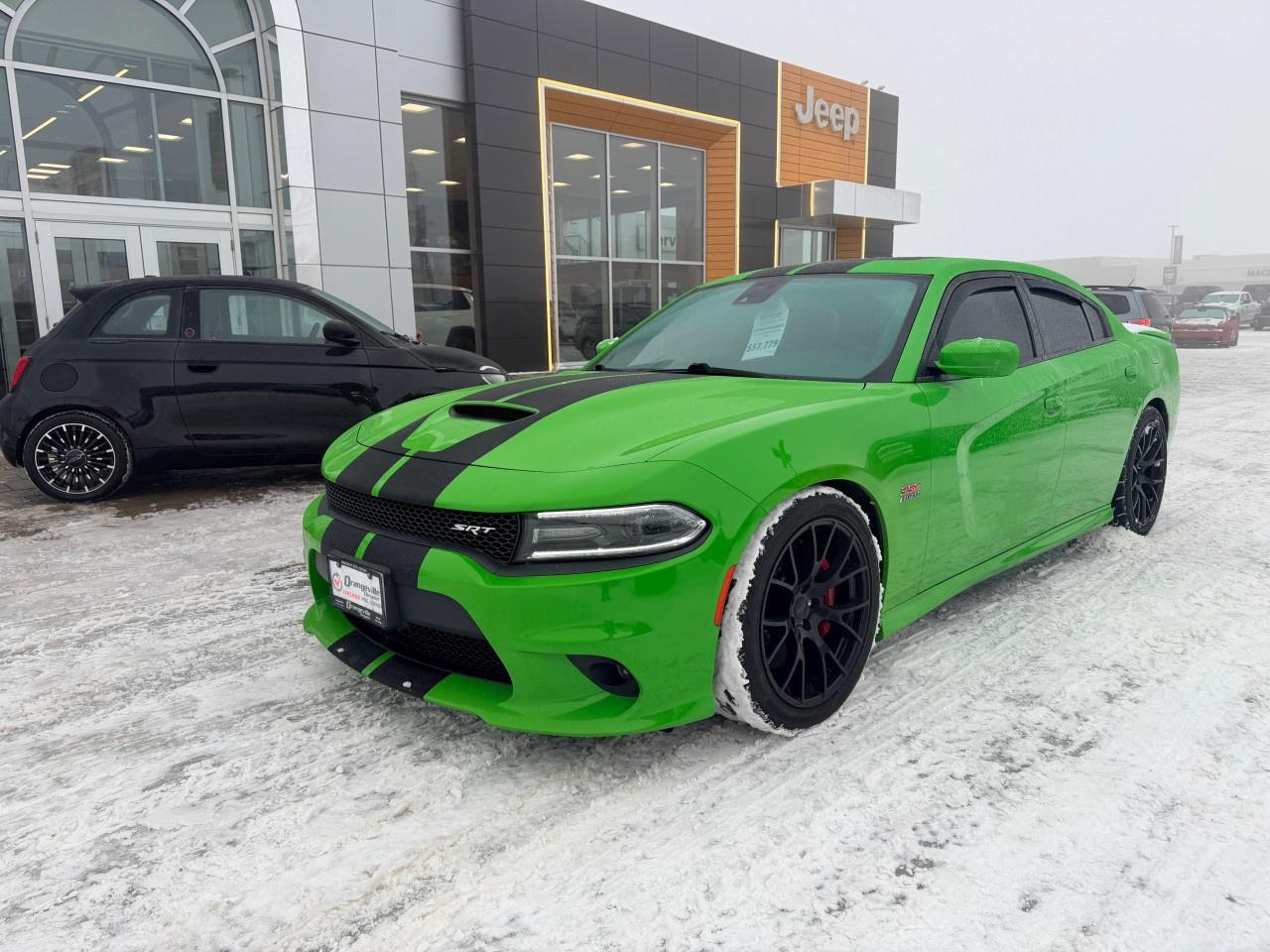 2017 Dodge Charger 4dr Sdn SRT 392 RWD Photo0