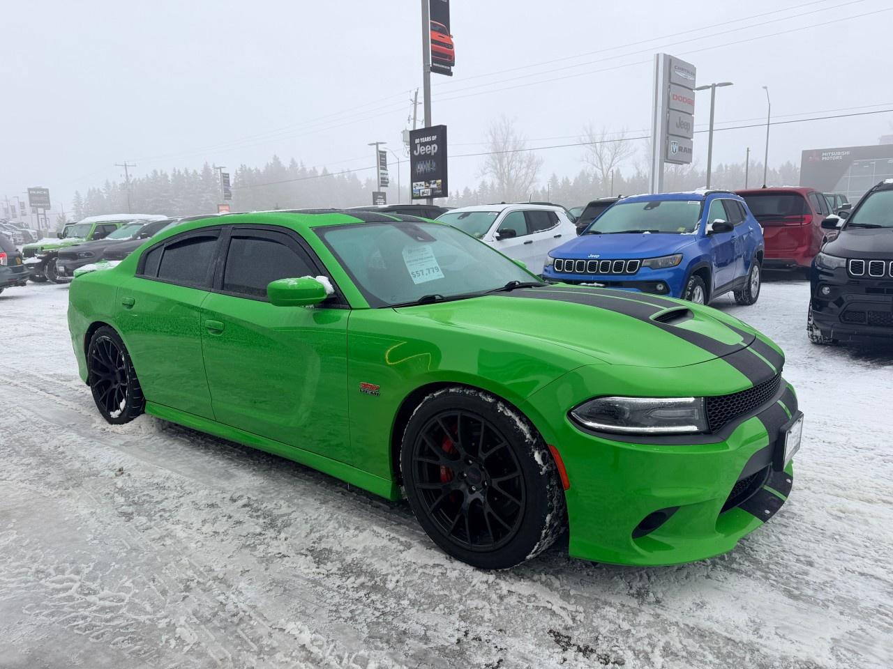 2017 Dodge Charger 4dr Sdn SRT 392 RWD Photo