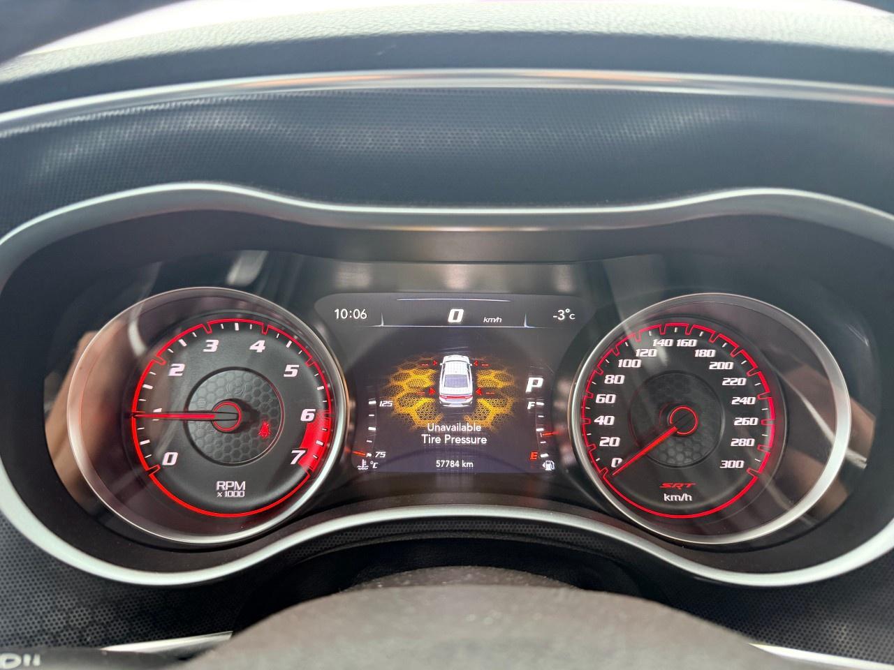 2017 Dodge Charger 4dr Sdn SRT 392 RWD Photo