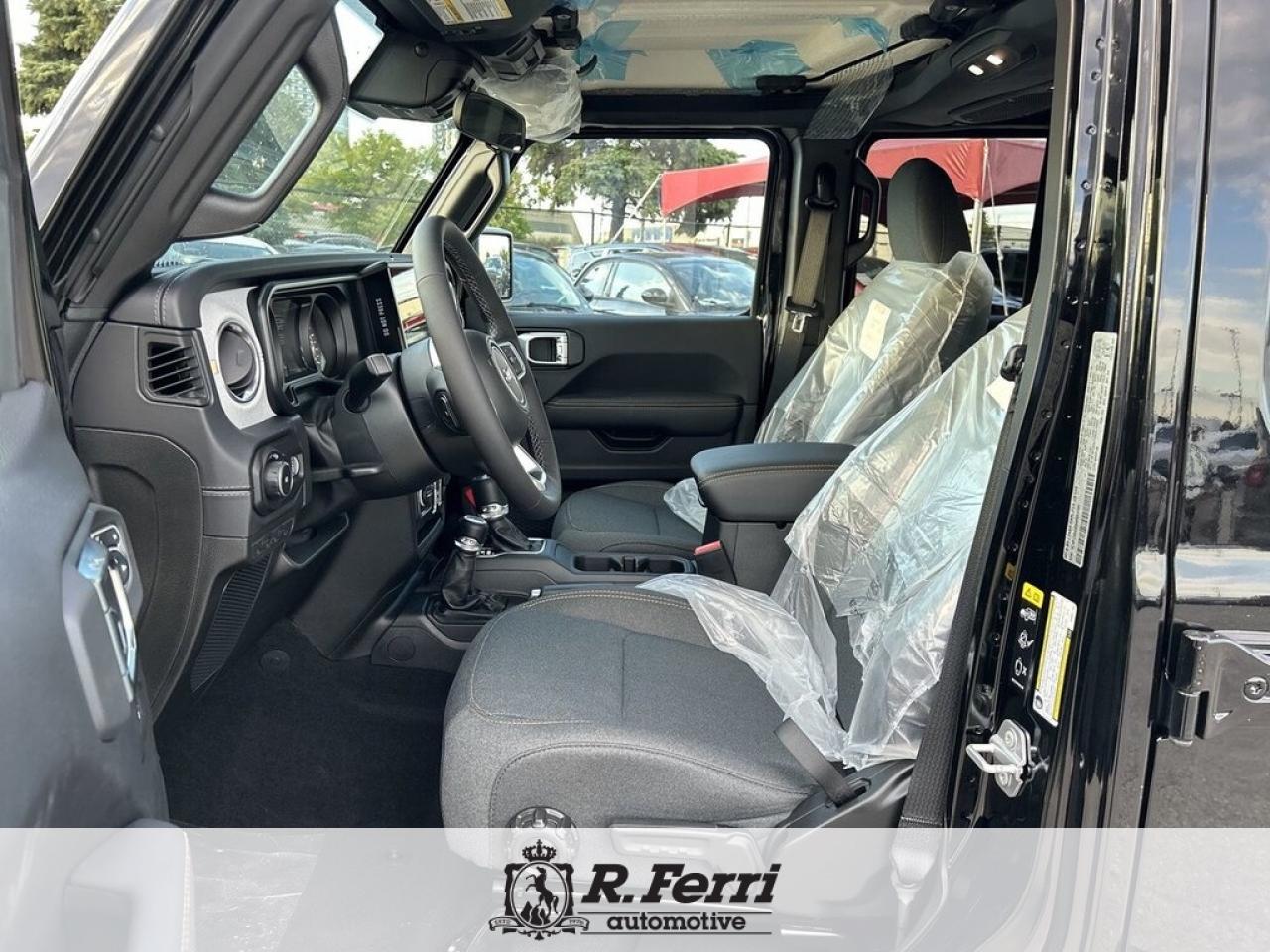 2025 Jeep Wrangler SAHARA 4DR 4X4 Photo