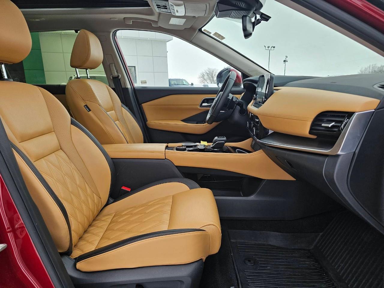 2023 Nissan Rogue Platinum 4dr All-Wheel Drive Sport Utility Photo