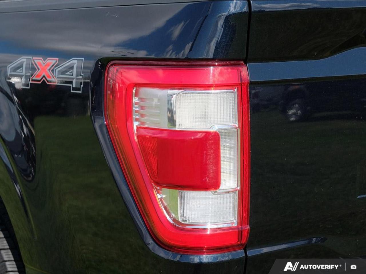 2021 Ford F-150 Lariat 4WD SuperCrew 5.5' Box Photo