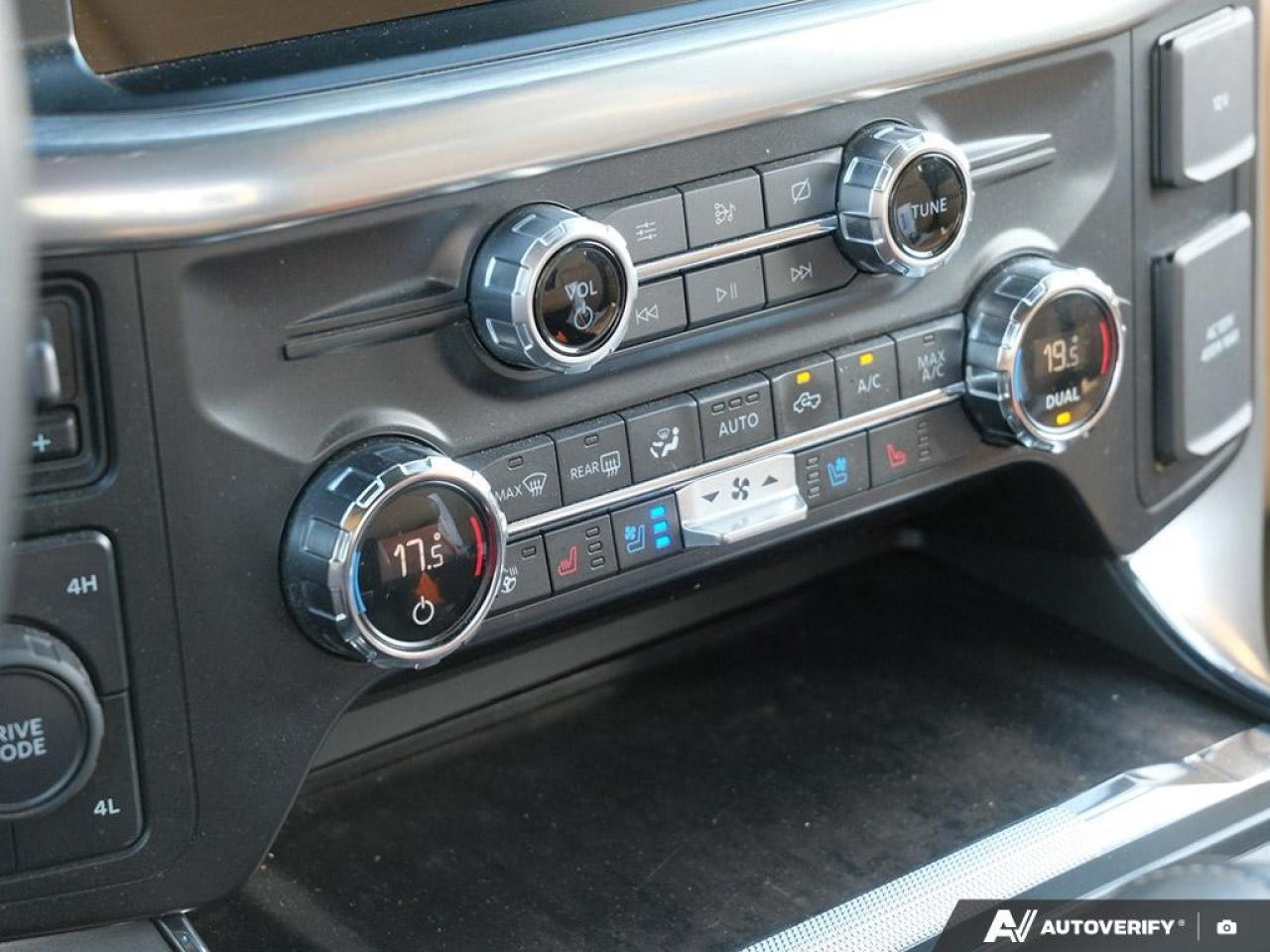 2021 Ford F-150 Lariat 4WD SuperCrew 5.5' Box Photo