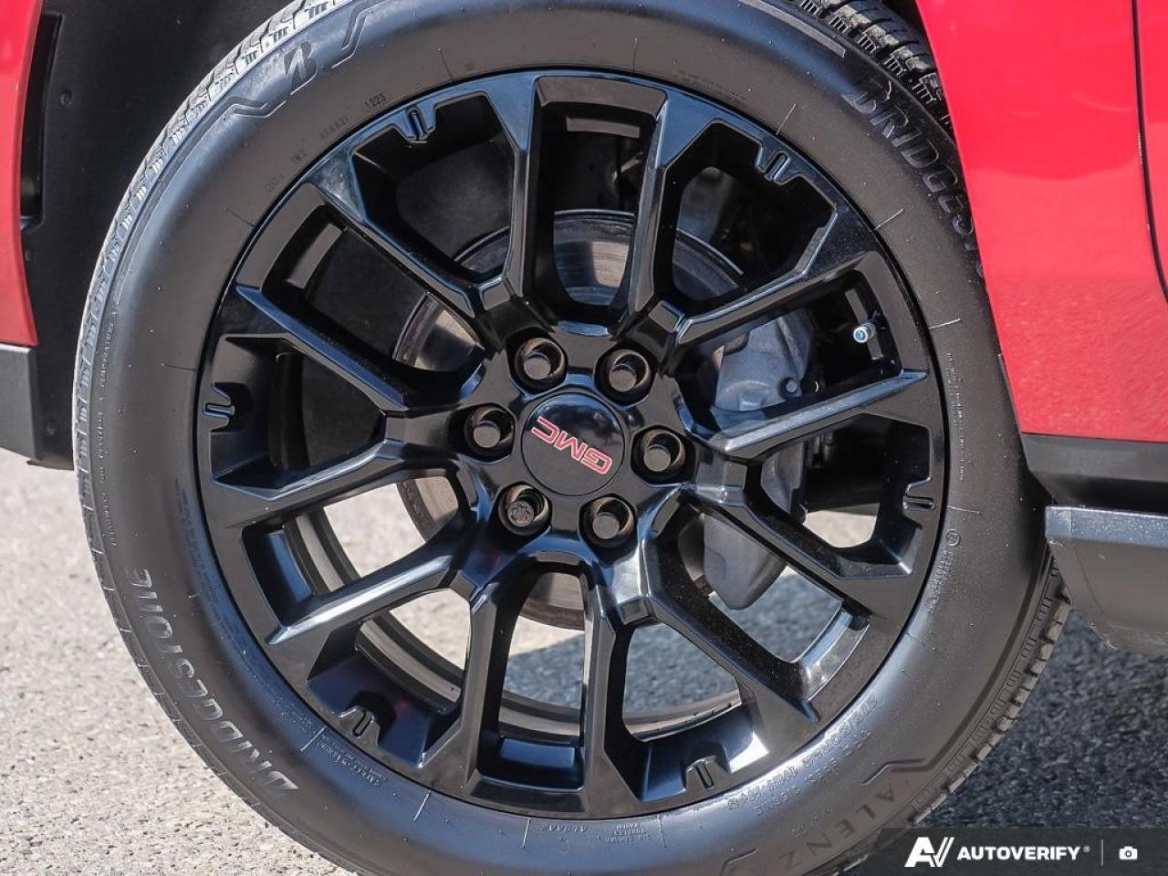 2023 GMC Yukon XL 4WD 4DR DENALI Photo