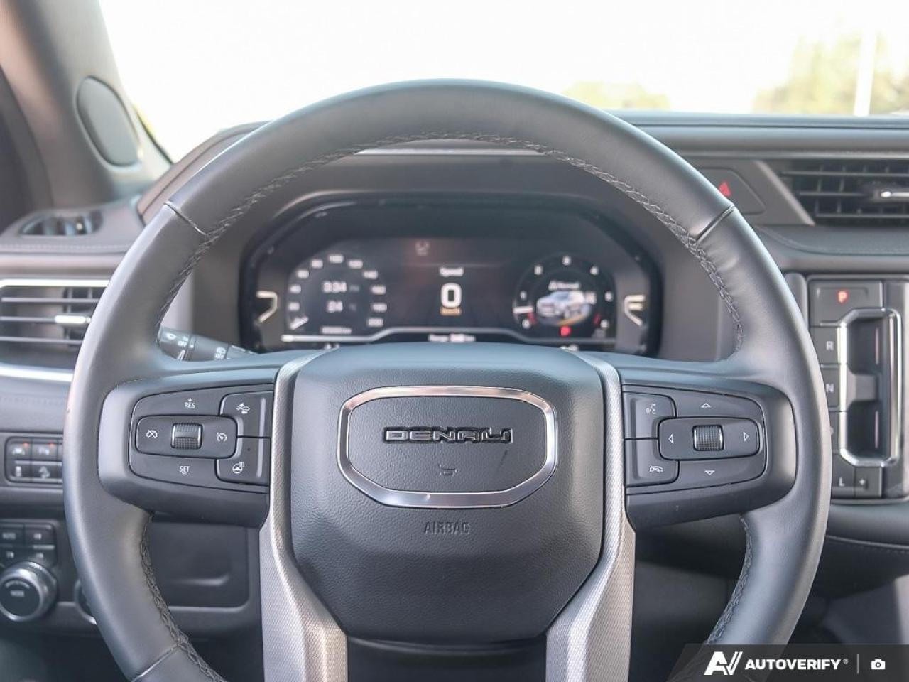 2023 GMC Yukon XL 4WD 4DR DENALI Photo
