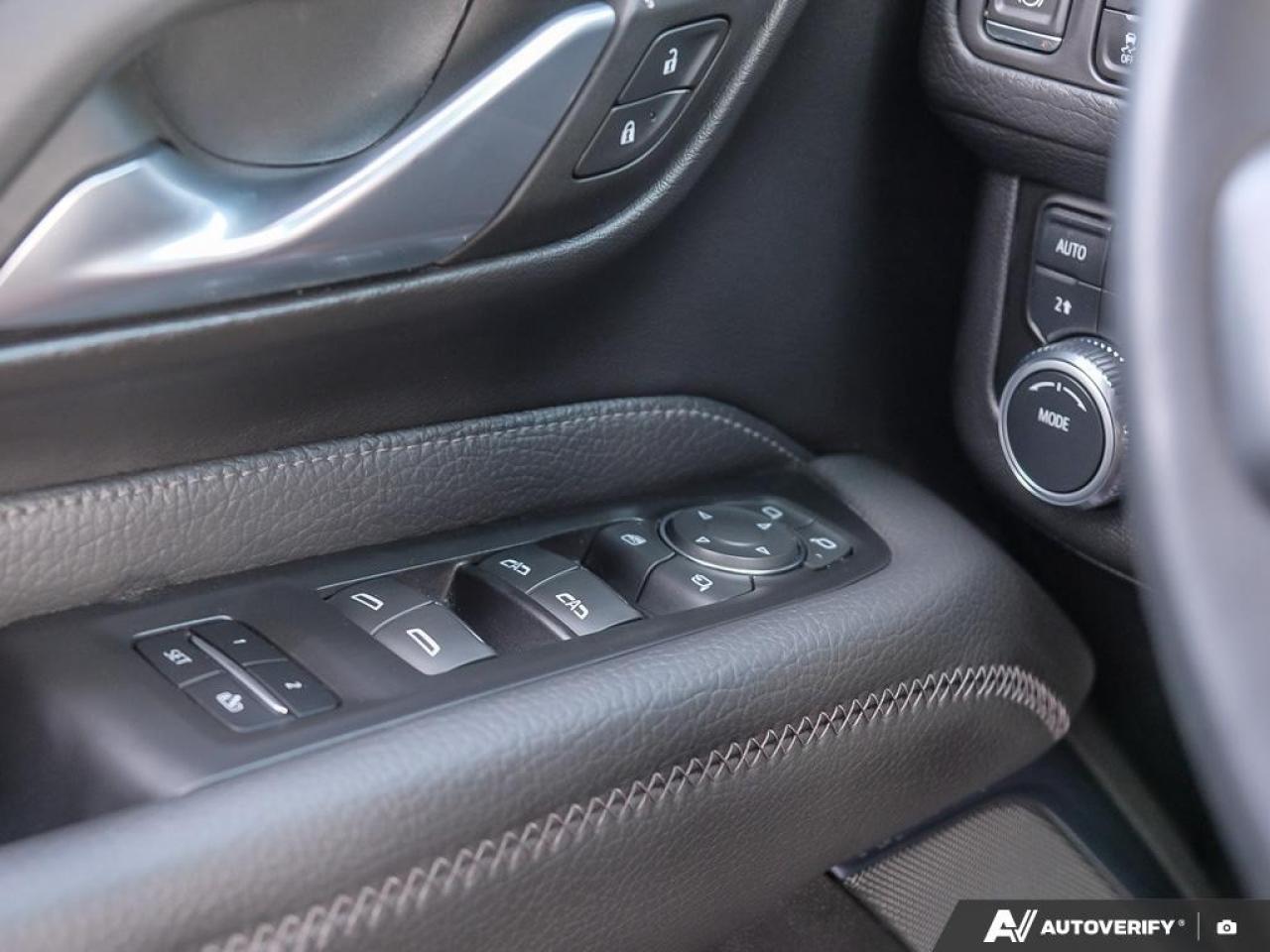 2023 GMC Yukon XL 4WD 4DR DENALI Photo