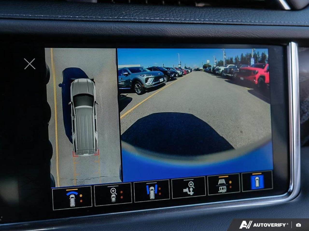 2023 GMC Yukon XL 4WD 4DR DENALI Photo