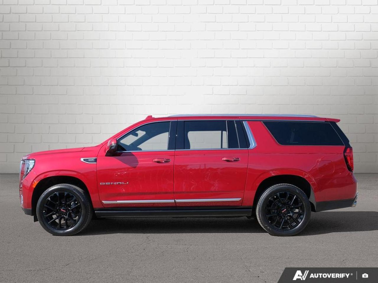 2023 GMC Yukon XL 4WD 4DR DENALI Photo