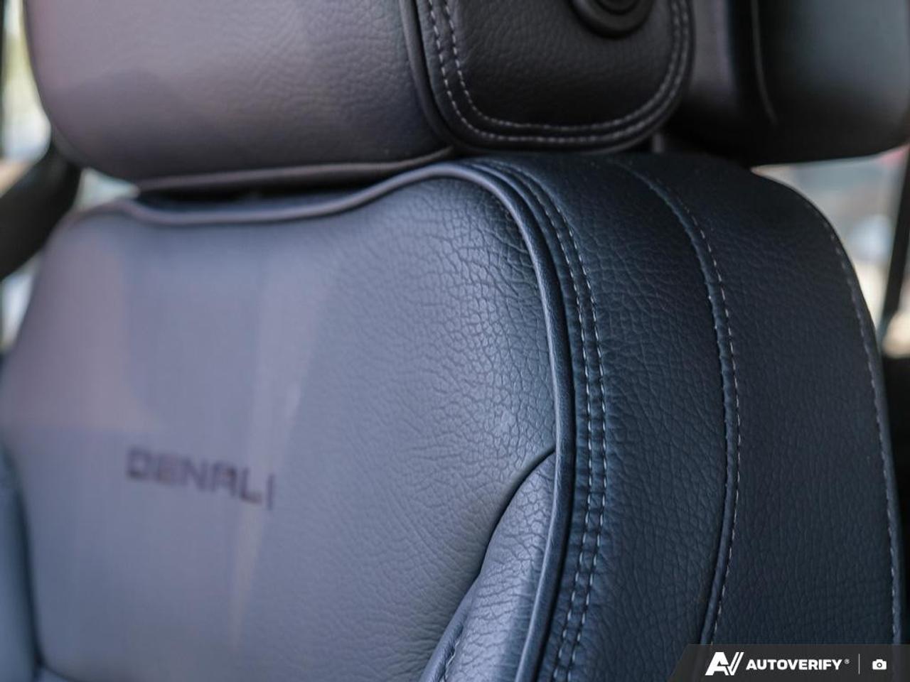 2023 GMC Yukon XL 4WD 4DR DENALI Photo