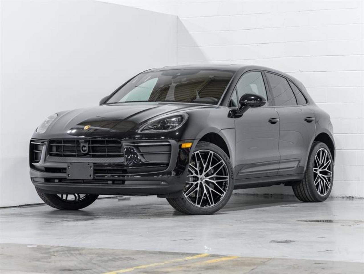 2026 Porsche Macan  Photo0