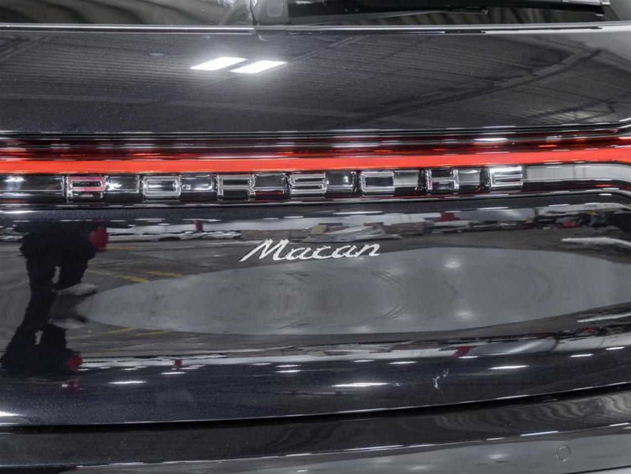 2026 Porsche Macan  Photo