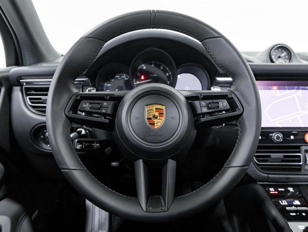 2026 Porsche Macan  Photo