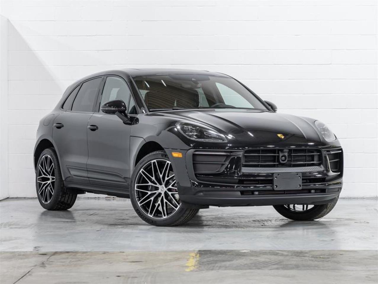 2026 Porsche Macan  Photo