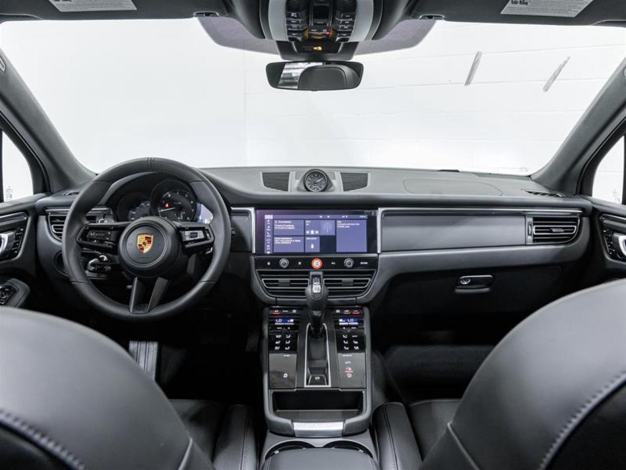 2026 Porsche Macan  Photo