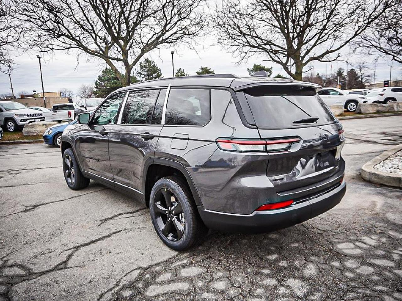 2025 Jeep Grand Cherokee L  Photo