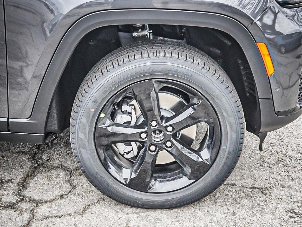 2025 Jeep Grand Cherokee L  Photo