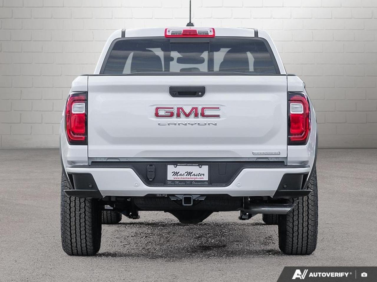 2026 GMC Canyon Crew Cab Short Box 4-Wheel Drive Elevation Photo3