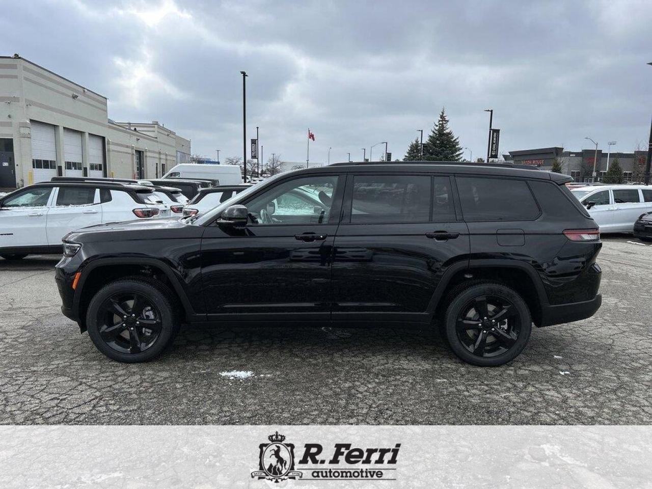 2025 Jeep Grand Cherokee L Laredo 4dr 4x4 Photo