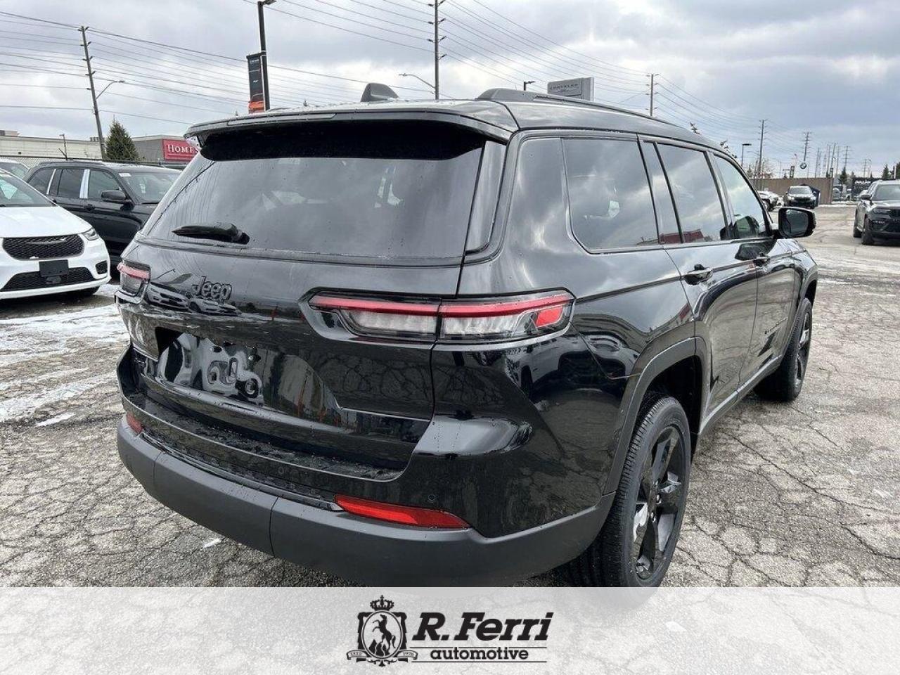 2025 Jeep Grand Cherokee L Laredo 4dr 4x4 Photo