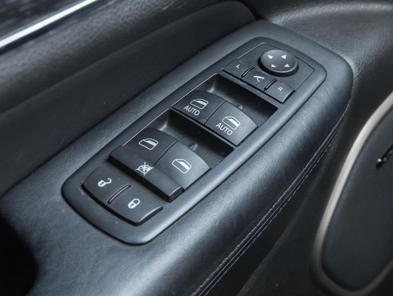 2016 Jeep Grand Cherokee Summit 4dr 4x4 Photo