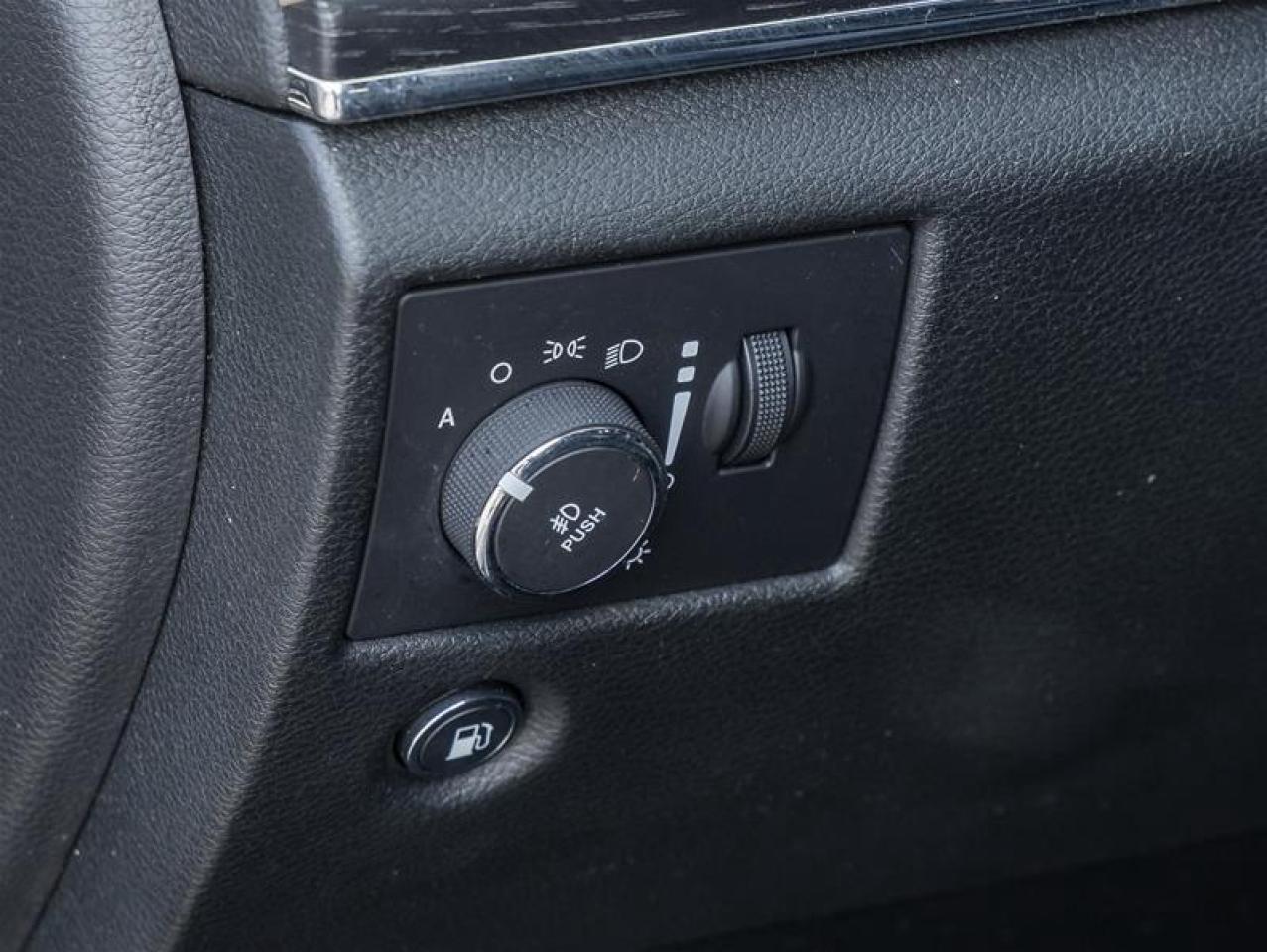 2016 Jeep Grand Cherokee Summit 4dr 4x4 Photo