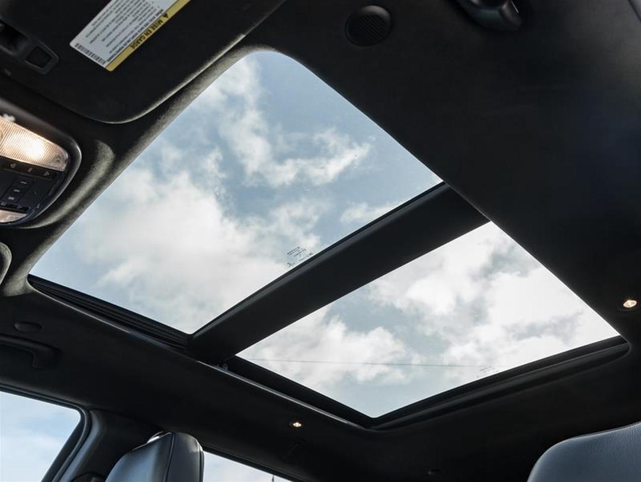 2016 Jeep Grand Cherokee Summit 4dr 4x4 Photo