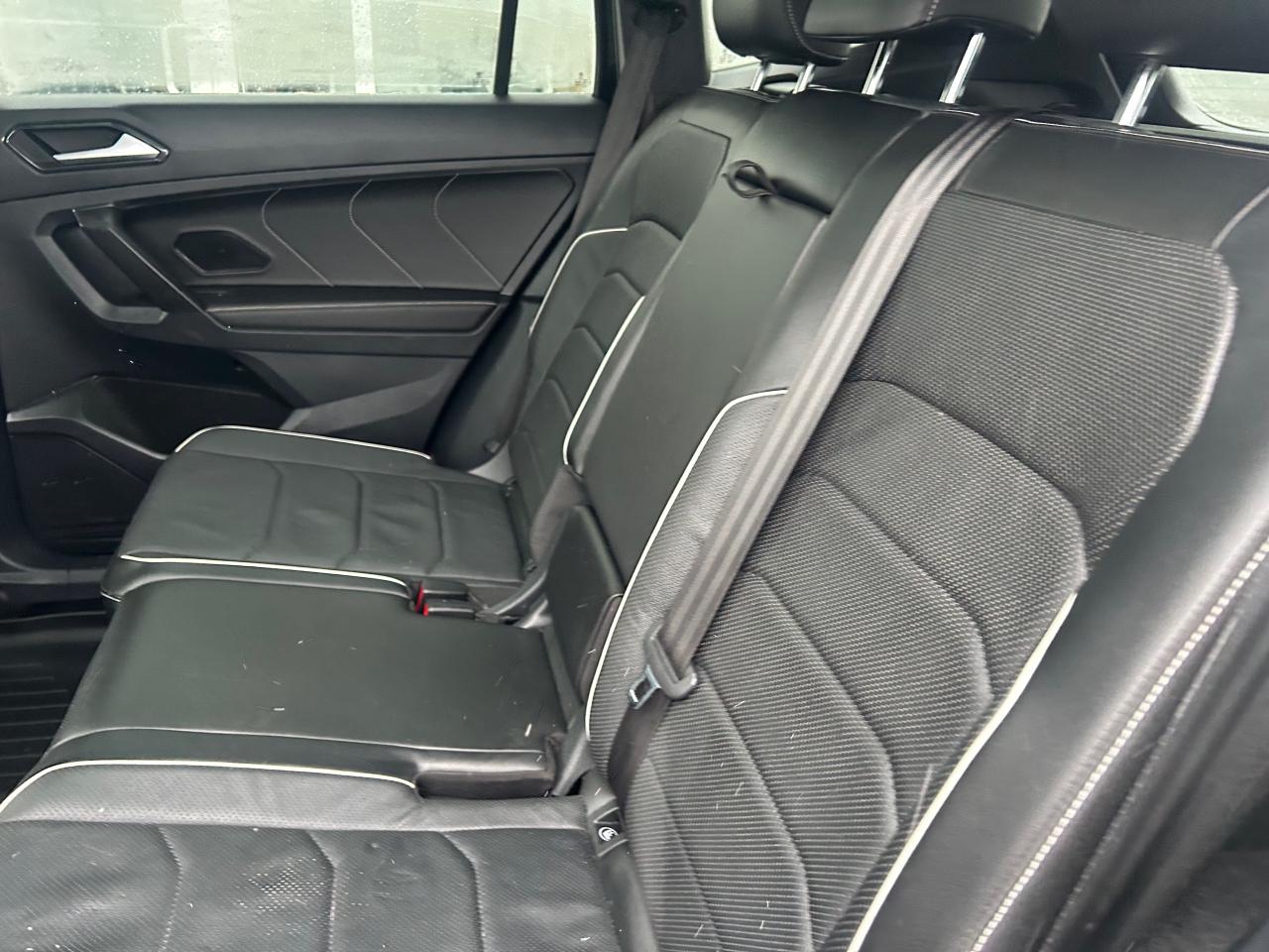 2022 Volkswagen Tiguan Highline R-LINE 4dr All-wheel Drive 4MOTION Photo