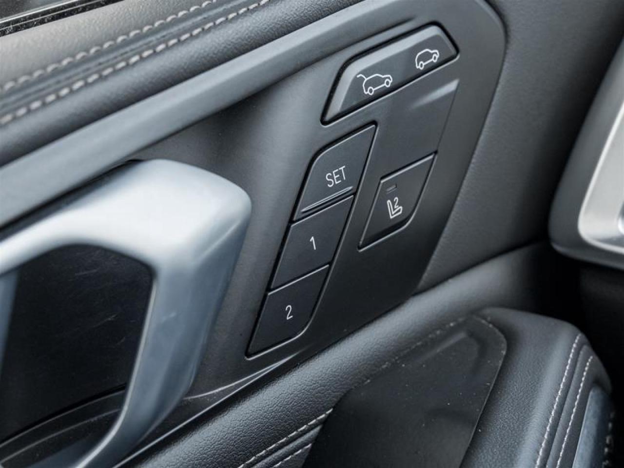 2024 BMW X6 M60i xDrive 4dr All-Wheel Drive Sports Activity Coupe Photo