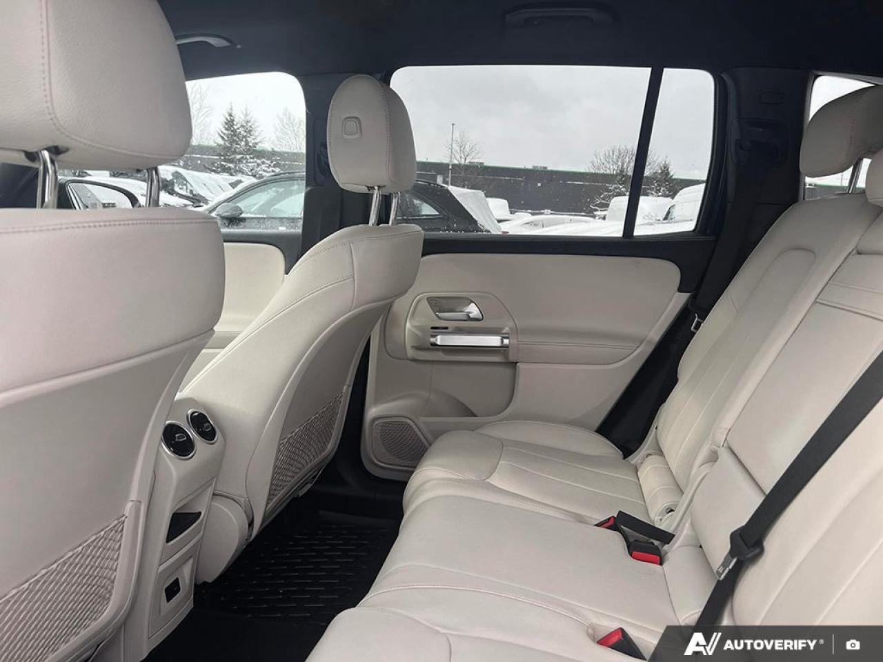 2022 Mercedes-Benz GLB 250 Base GLB 250 4dr All-Wheel Drive 4MATIC Photo