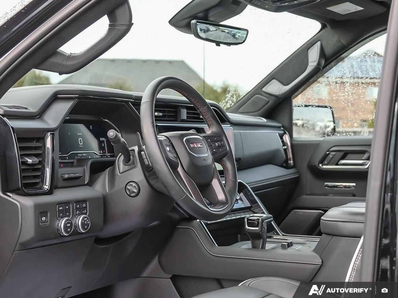 2024 GMC Sierra 1500 Crew Cab Short Box 4-Wheel Drive AT4X Photo