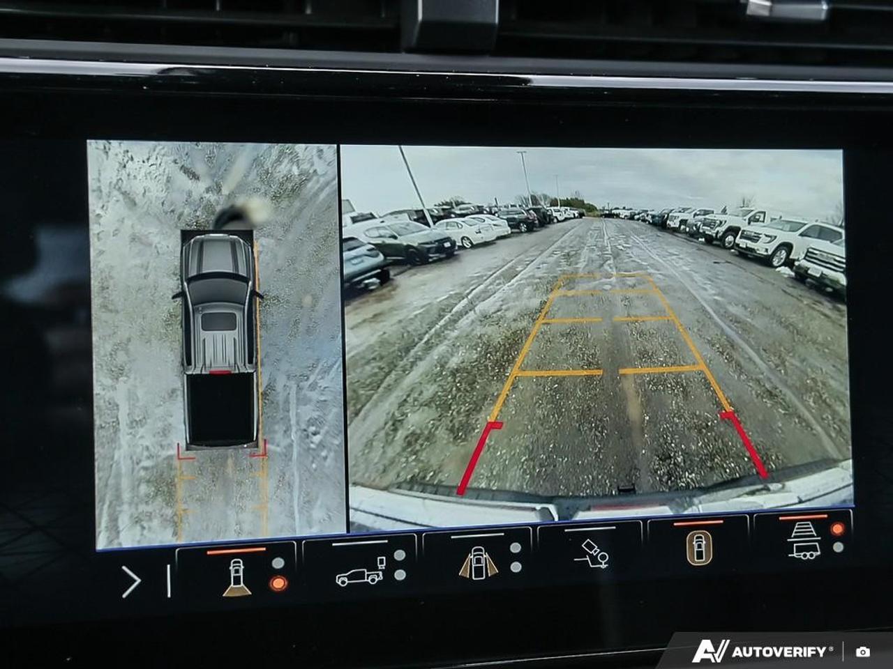 2024 GMC Sierra 1500 Crew Cab Short Box 4-Wheel Drive AT4X Photo