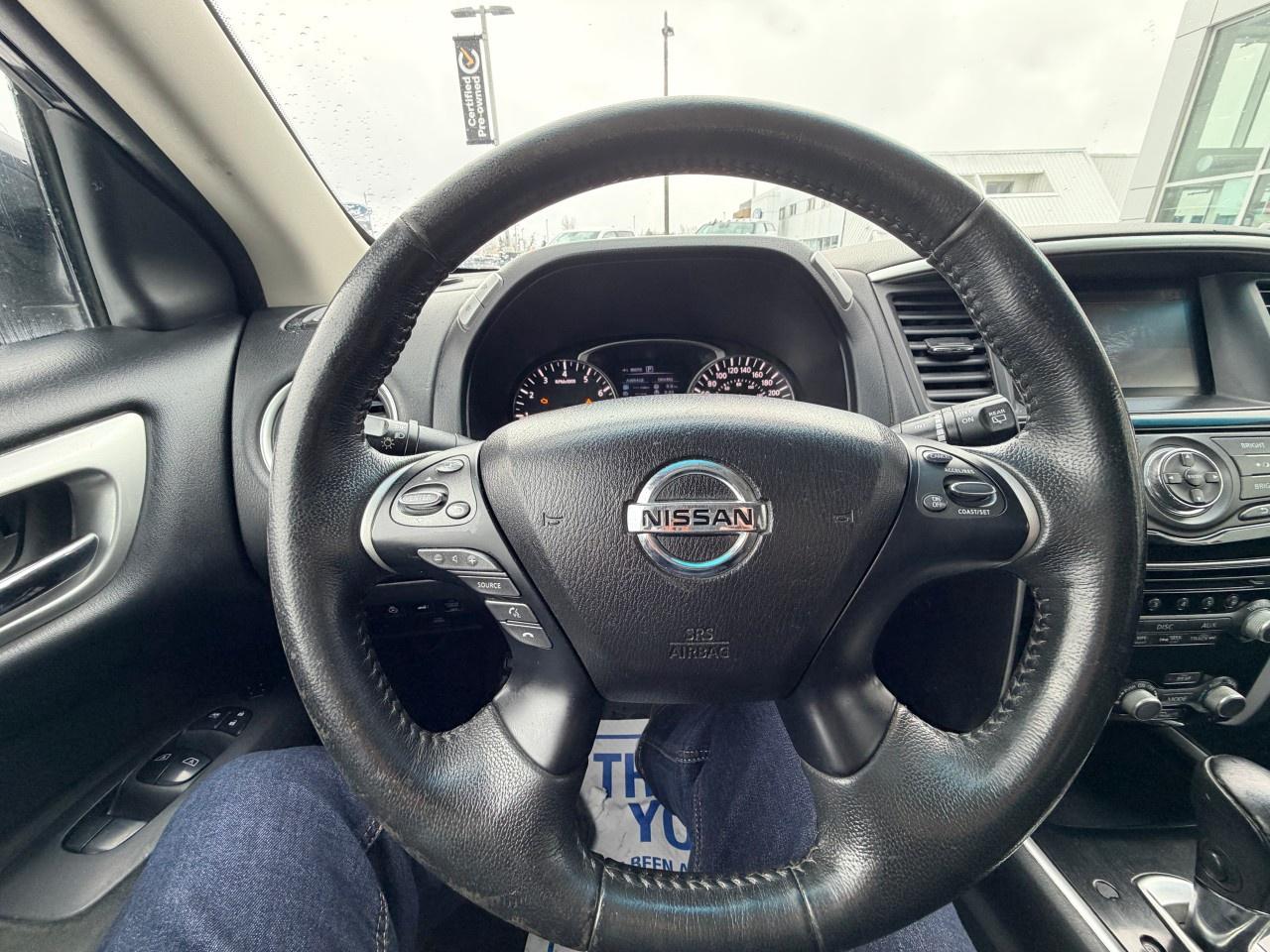 2016 Nissan Pathfinder 4WD 4dr SV Photo