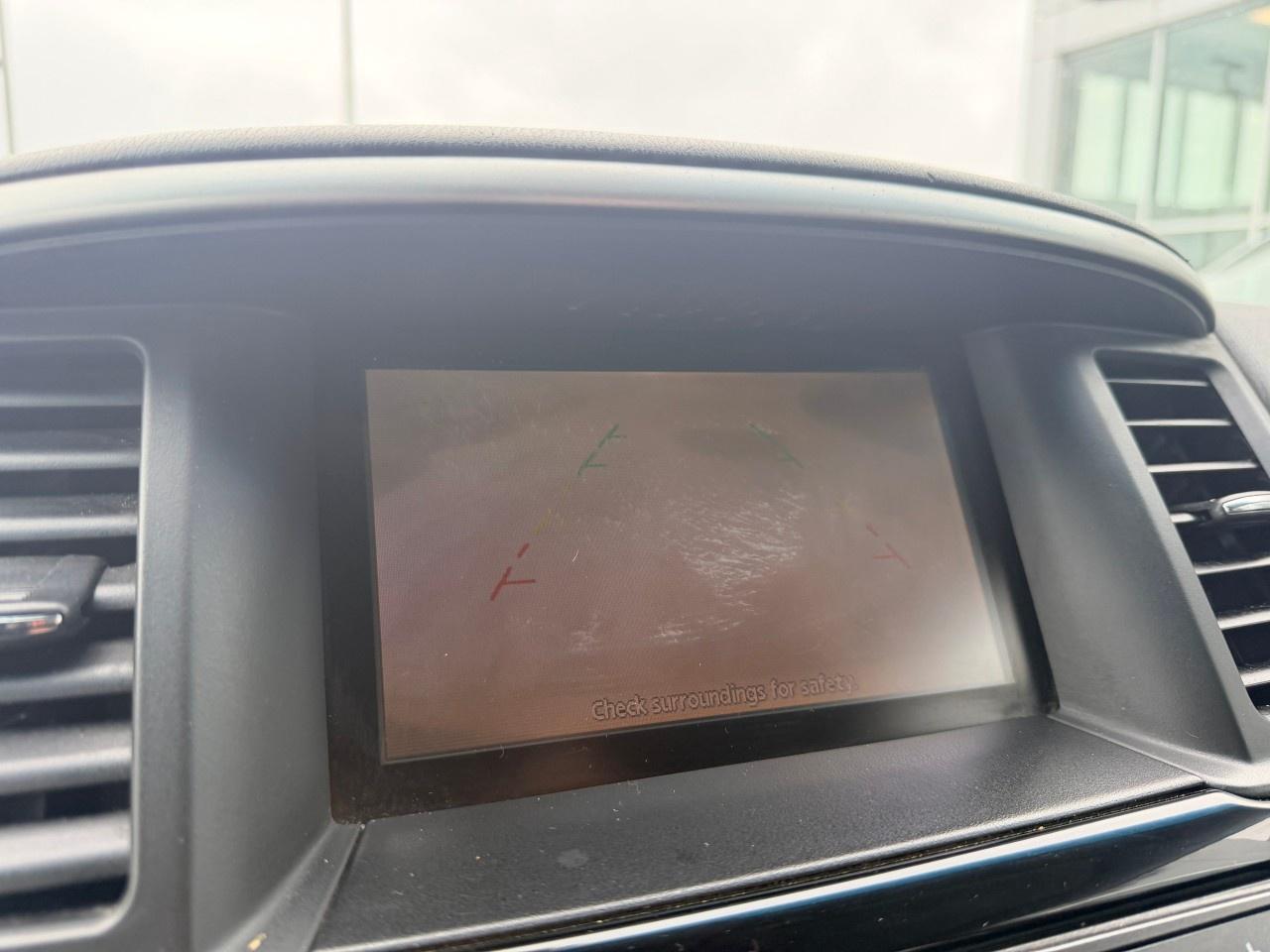 2016 Nissan Pathfinder 4WD 4dr SV Photo