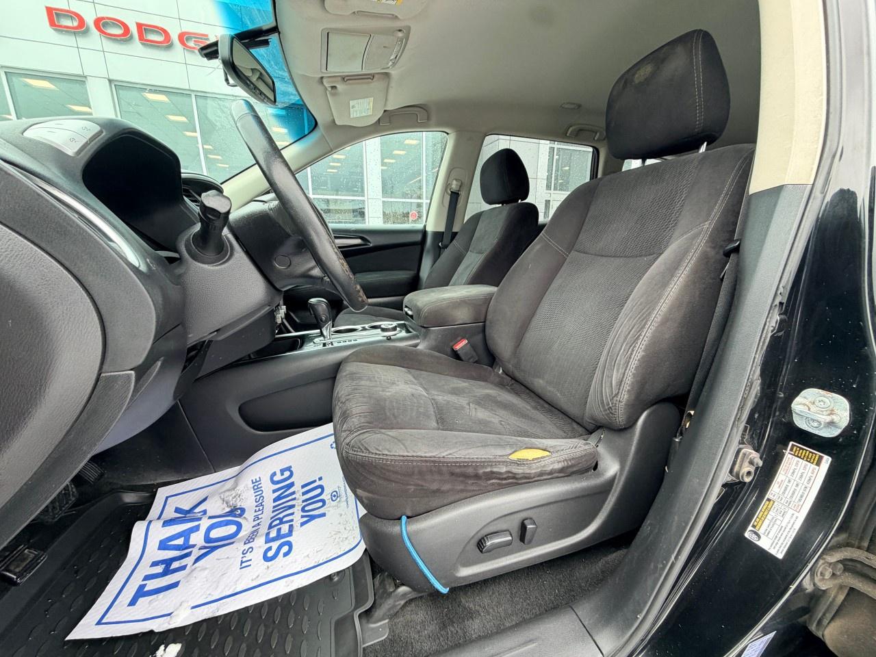 2016 Nissan Pathfinder 4WD 4dr SV Photo