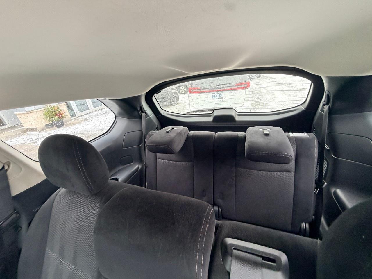 2016 Nissan Pathfinder 4WD 4dr SV Photo