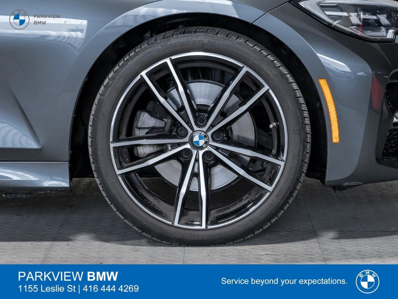 2022 BMW 330 i xDrive 4dr All-Wheel Drive Sedan Photo4