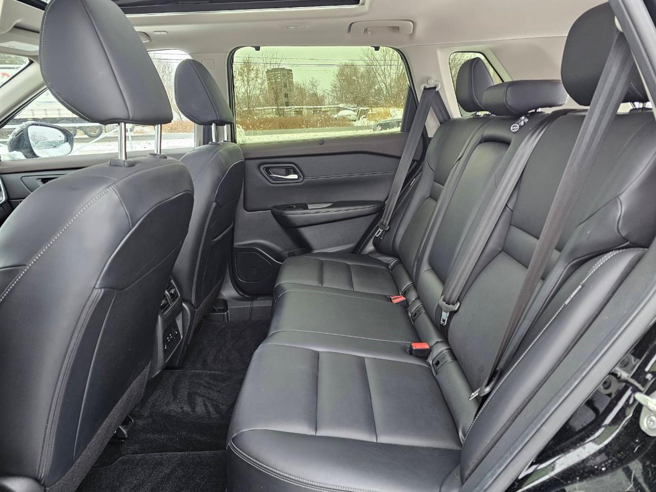 2023 Nissan Rogue SV Midnight Edition 4dr All-Wheel Drive Sport Utility Photo