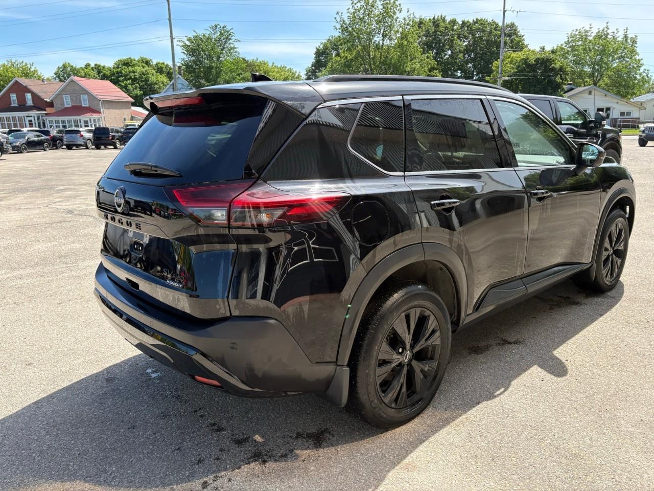 2023 Nissan Rogue SV Midnight Edition 4dr All-Wheel Drive Sport Utility Photo