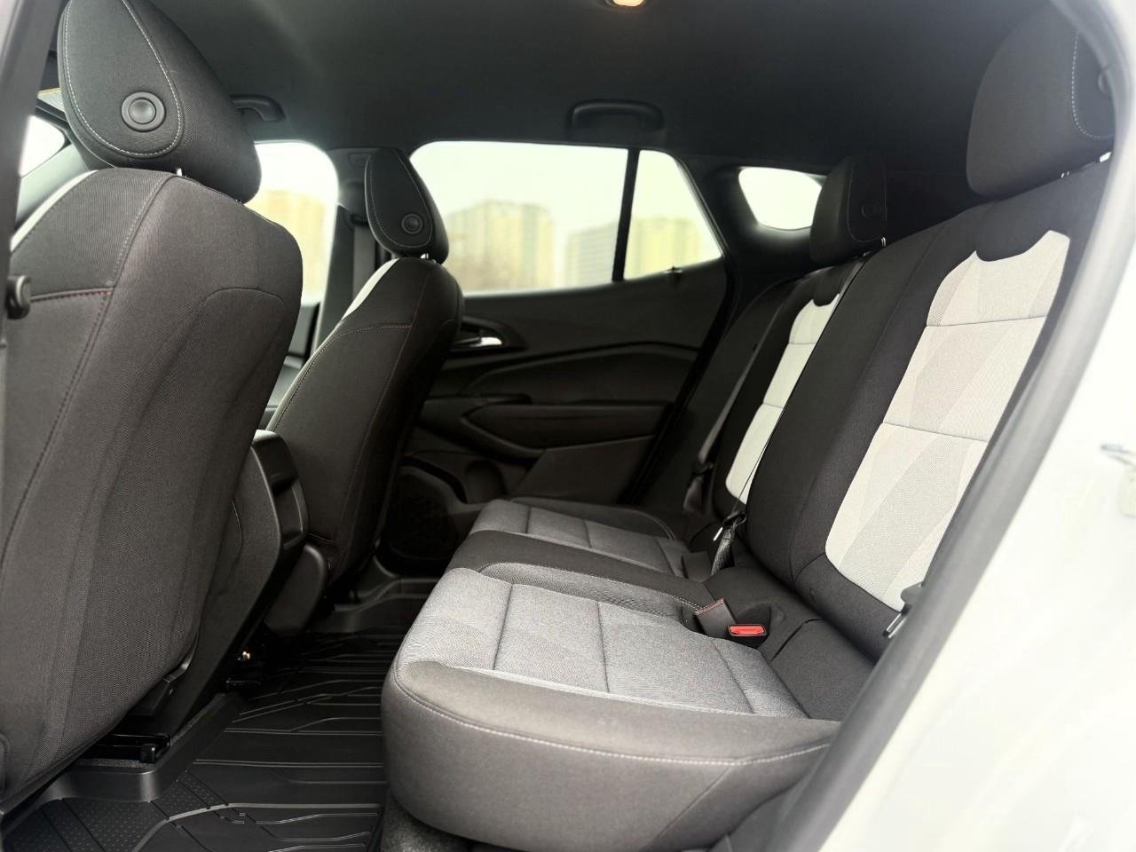 2026 Chevrolet Trax 1RS 4dr Front-Wheel Drive Photo