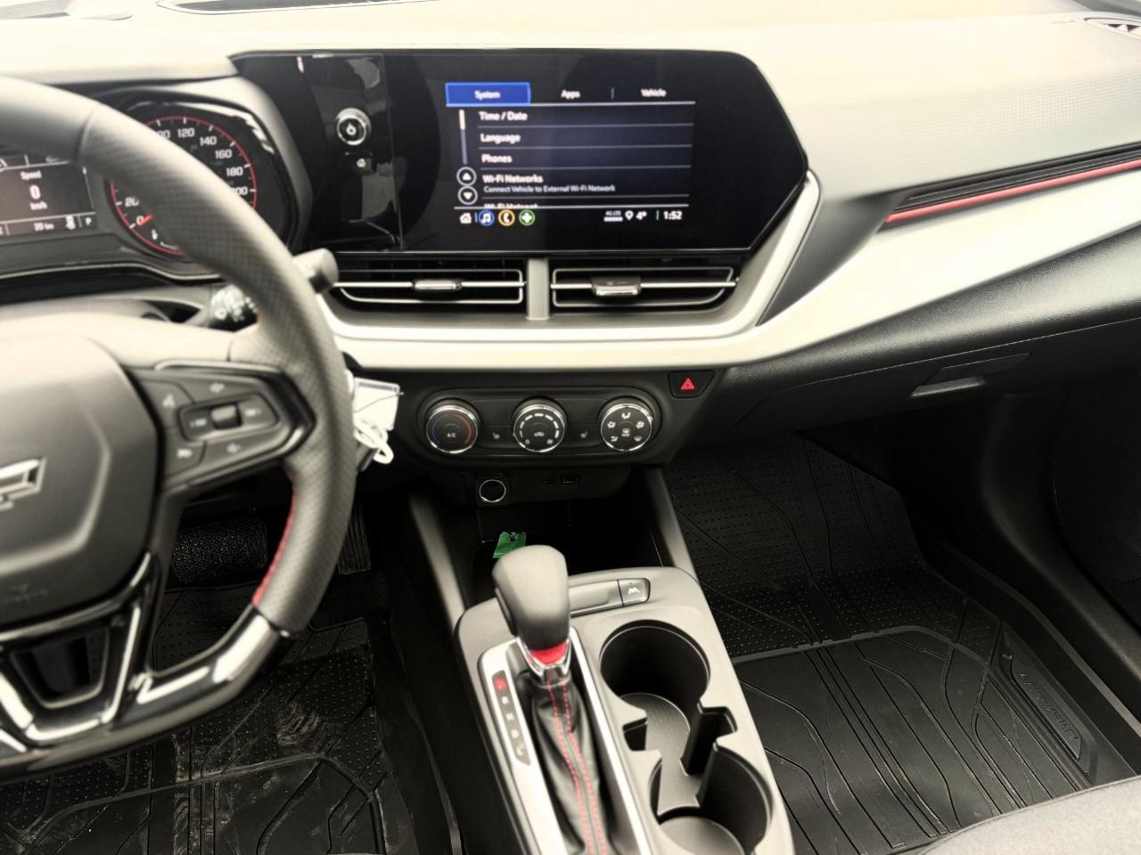 2026 Chevrolet Trax 1RS 4dr Front-Wheel Drive Photo