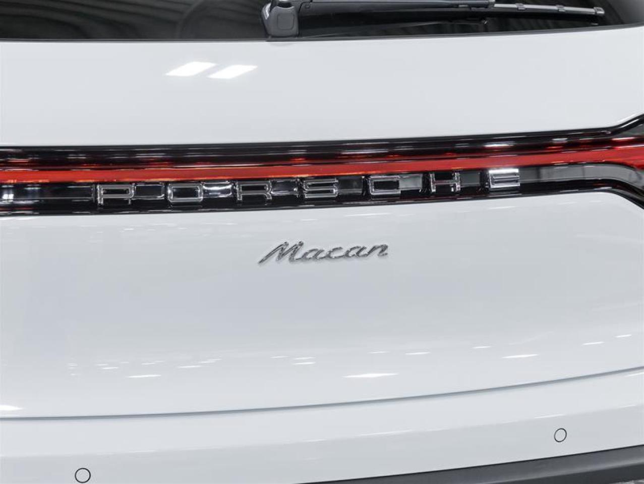 2026 Porsche Macan  Photo